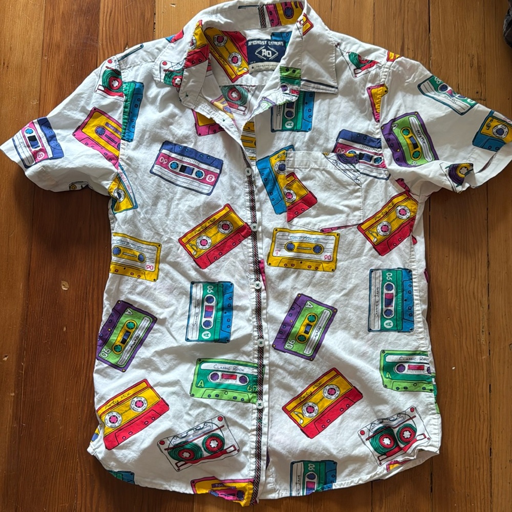 🆕‘90s Vintage Inspired Cassette Tapes Button Down